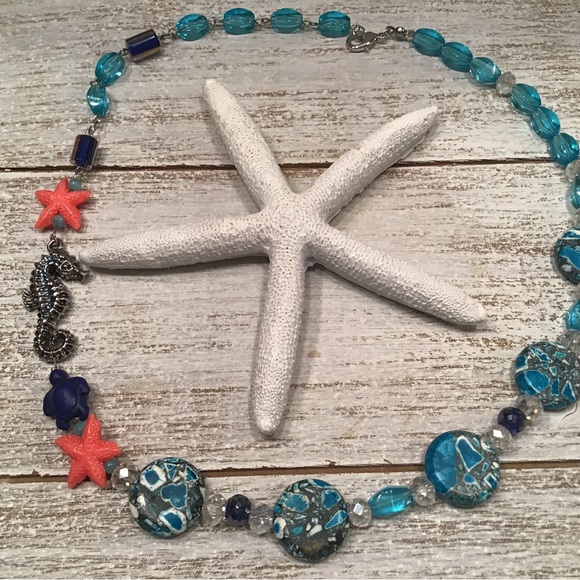 Seahorse Necklace - Picture 3 of 7